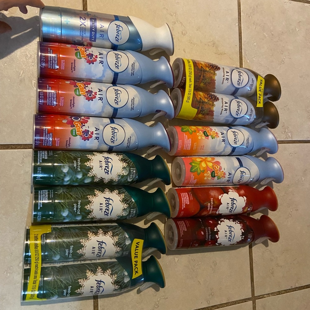 Febreze air, 14 bottles, all new.
